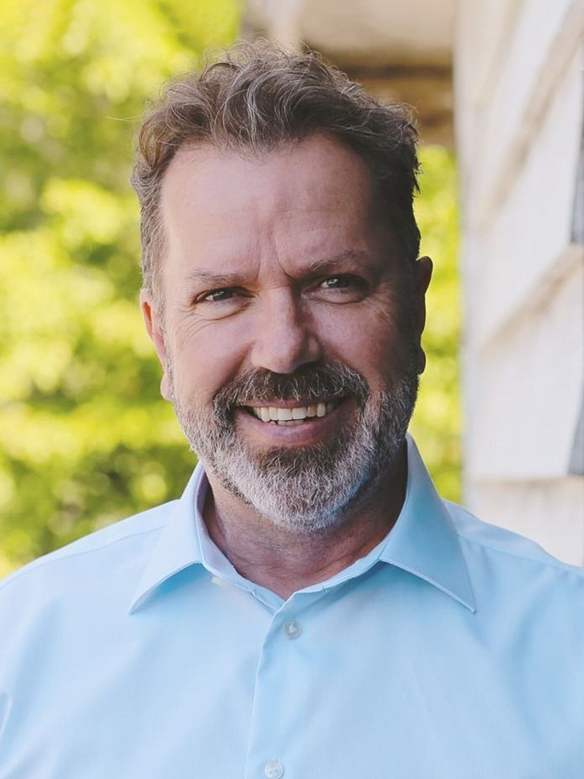 与顶级房产顾问联系