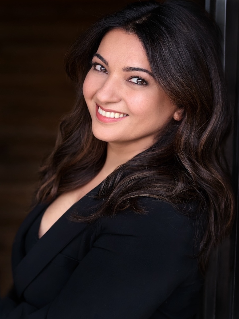 Shiva Montazemi-Safari - 销售代表