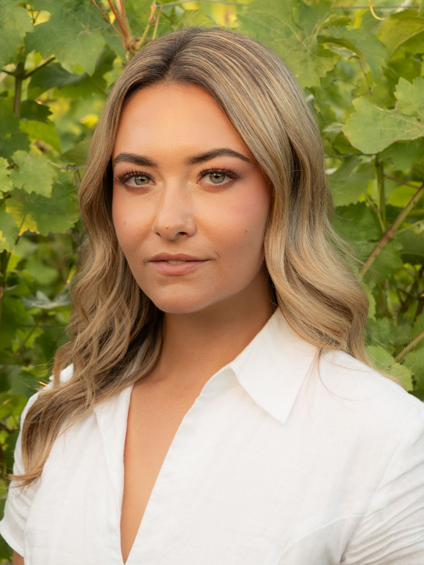 Nicole Eastman - Associate Broker & Personal Real Estate Corporation