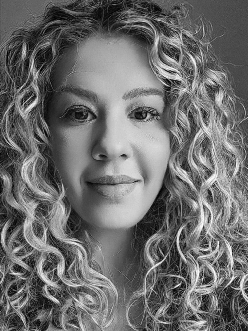 Roberta Macri - Sales Representative