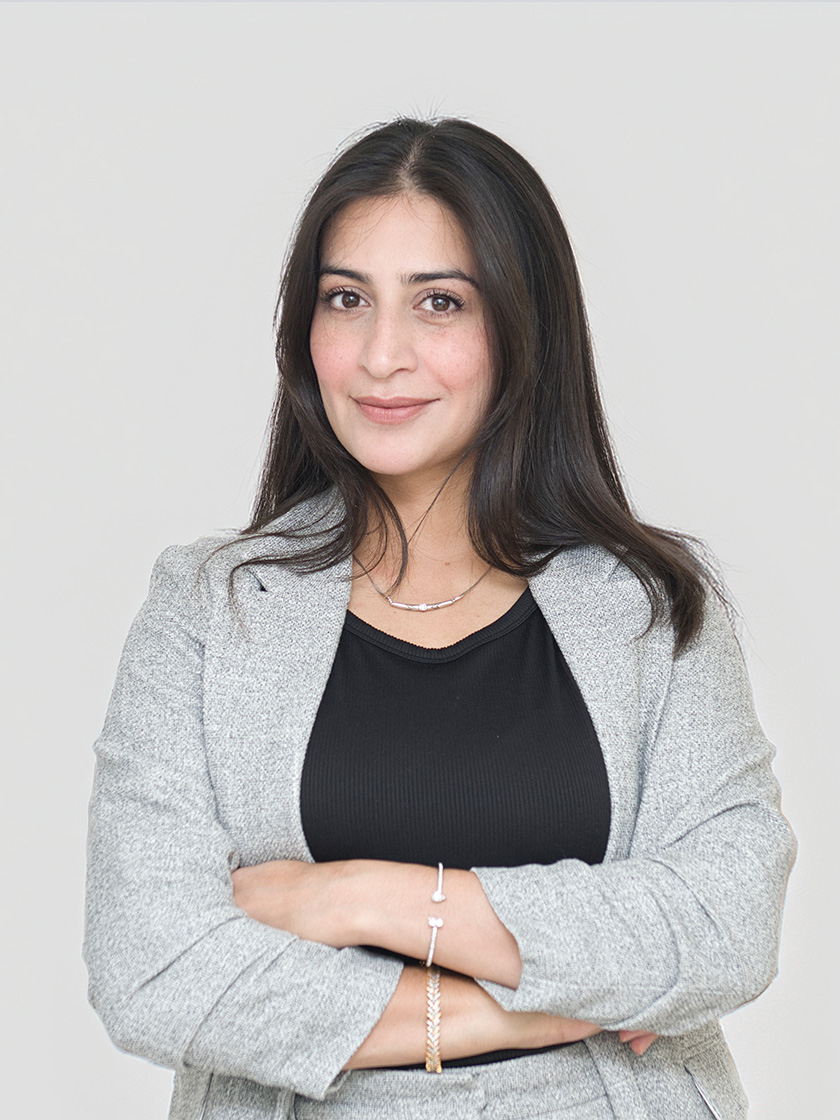 Komal Usman - Représentant des ventes
